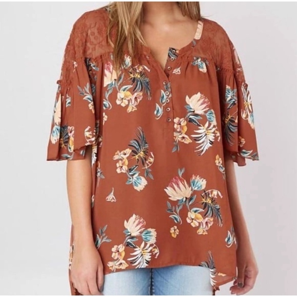 Buckle Gimmicks BKE rust orange brown floral lace short sleeve tunic blouse